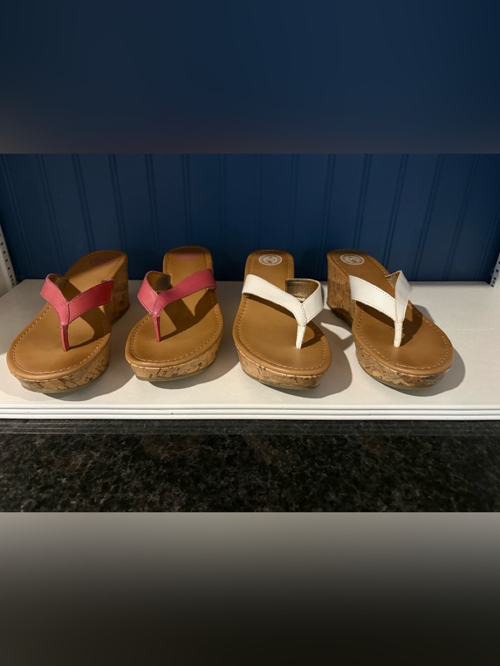 Kohl's Women's Cork Wedge Thong Sandals in Pink and White